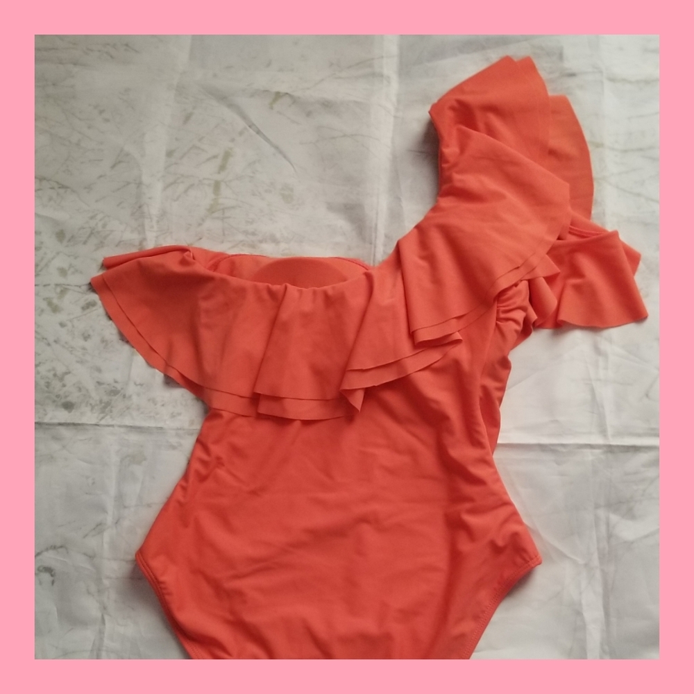 🥭Coral Ruffle Off Shoulder Swimsuit 🥭 - Picture 6 of 7